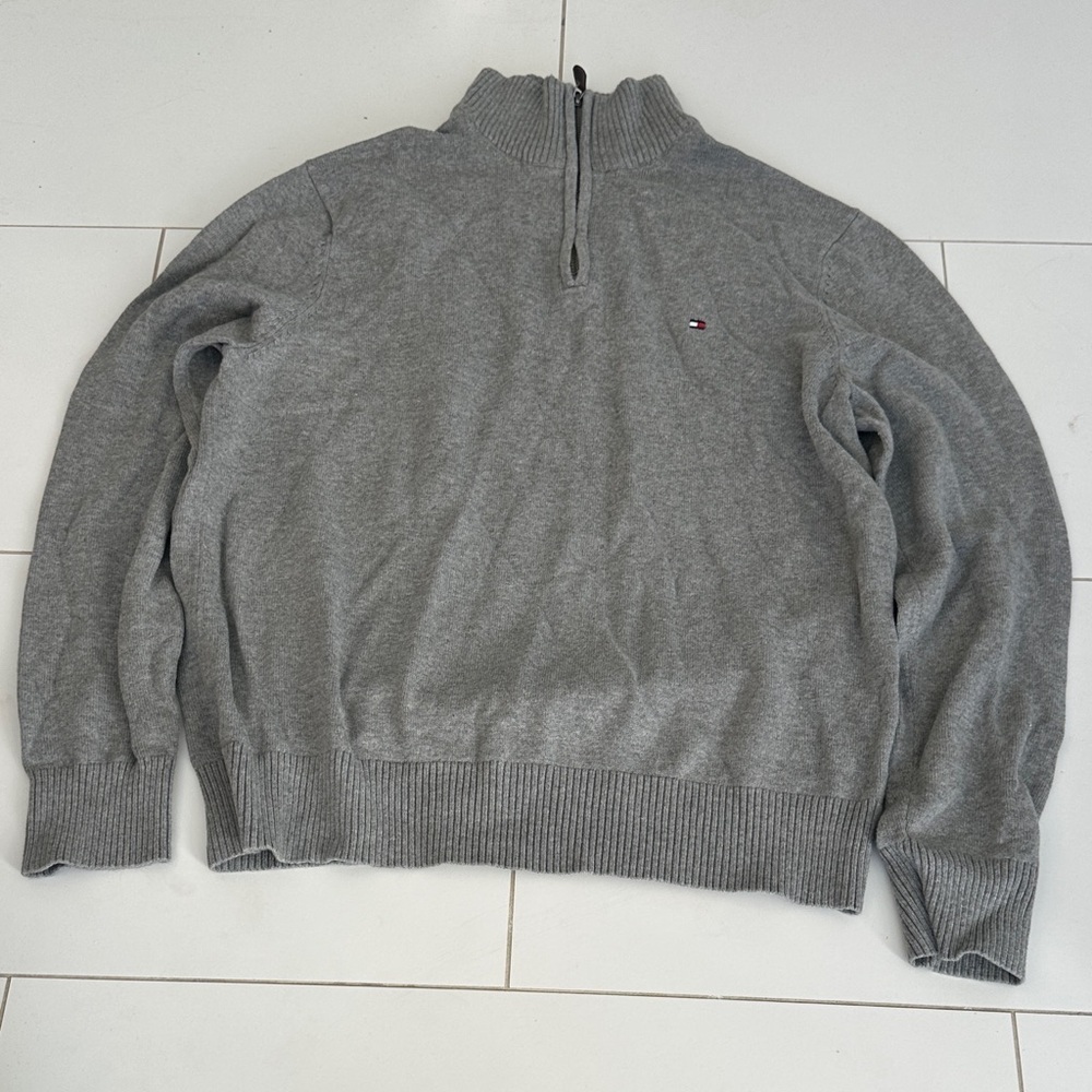 Tommy Hilfiger Men's Zip-Up Gray Sweater men’s L